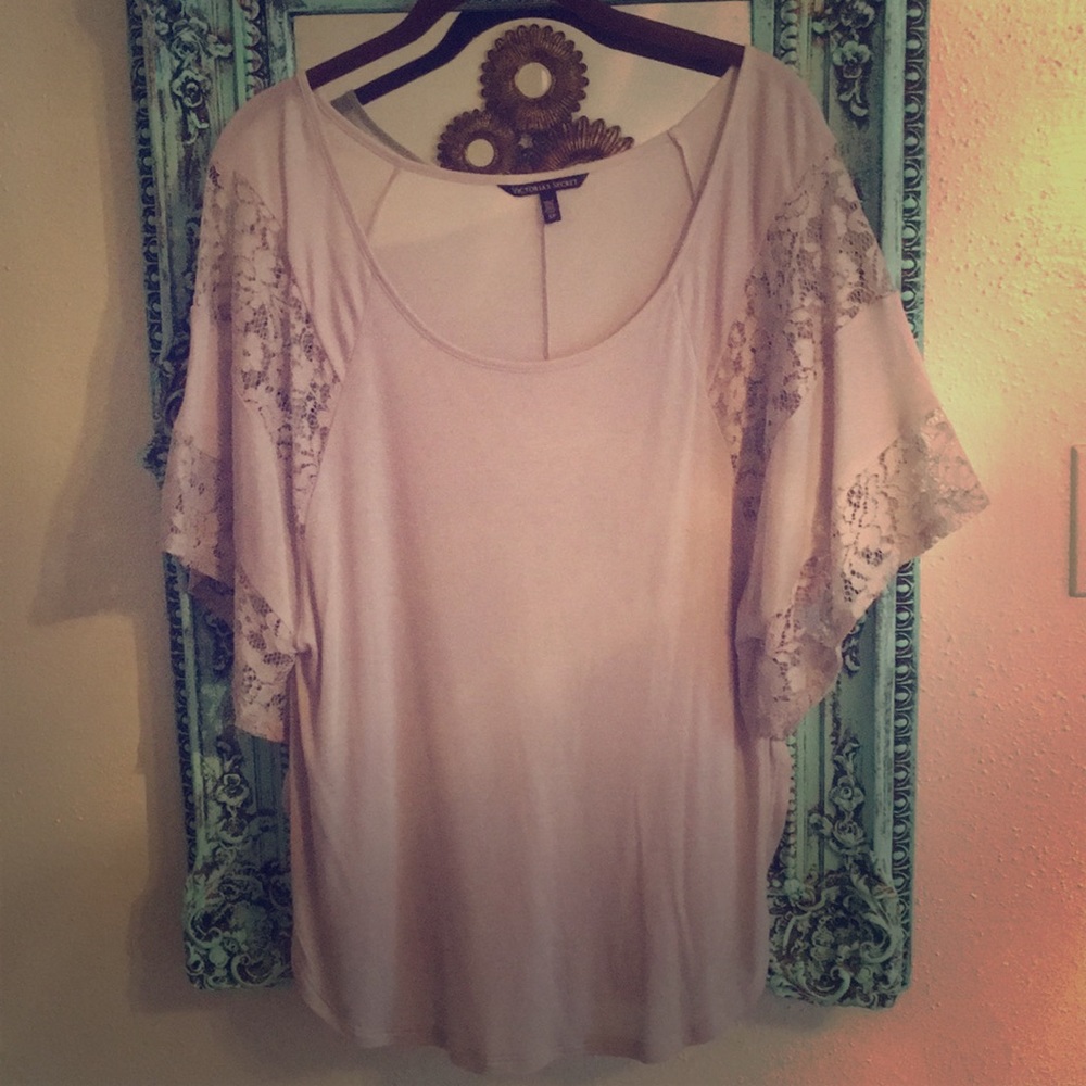 Victoria’s Secret top